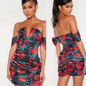 ❤️🆕️PLT size 0 Black Floral Satin V Bar Ruched Bodycon Dress